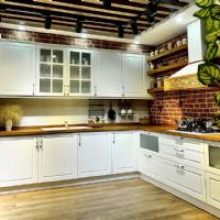  Şıklık ve Fonksiyonelliğin Buluştuğu Nokta: Reflekte Camlı Ray Dolaplar